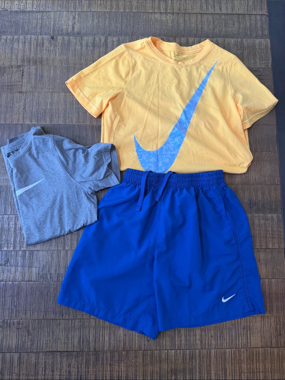 Nike Dri Fit Bundle Two T Shirts, One Pair of Shorts, boys size medium